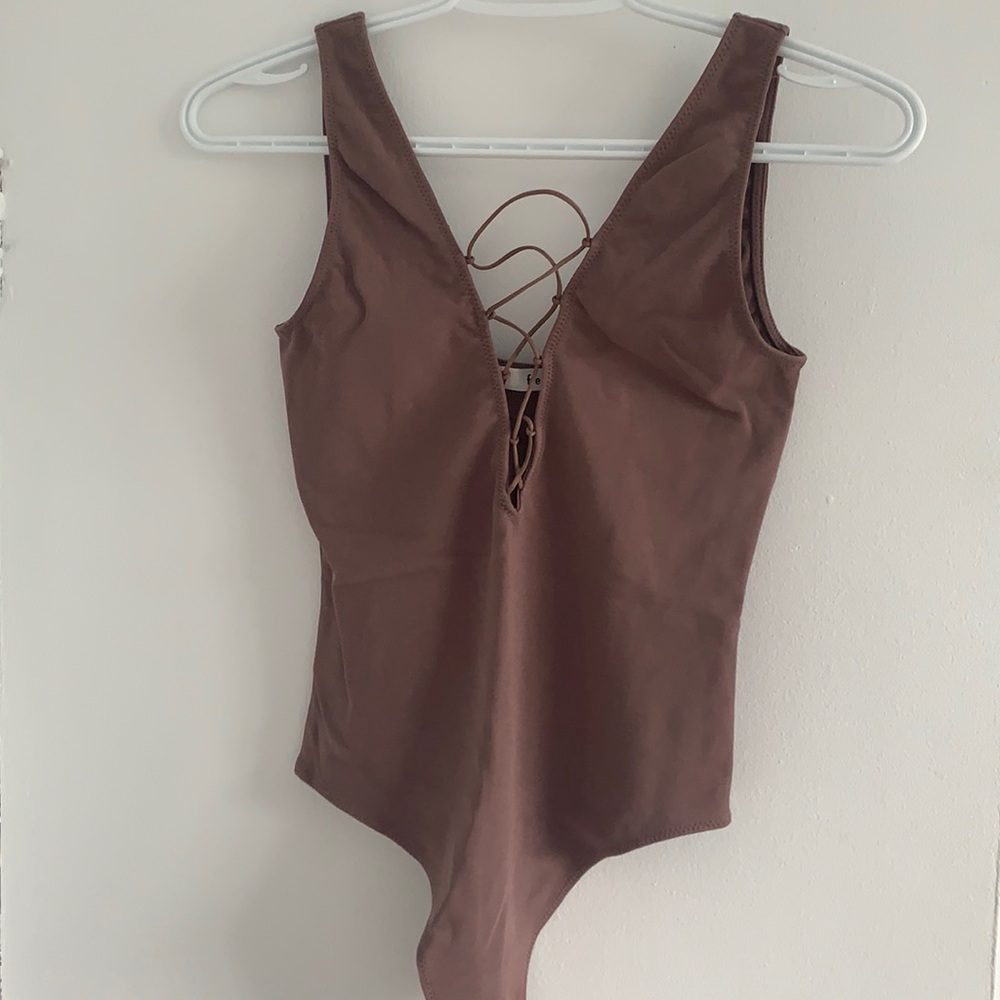 Aritzia Wilfred free thong bodysuit